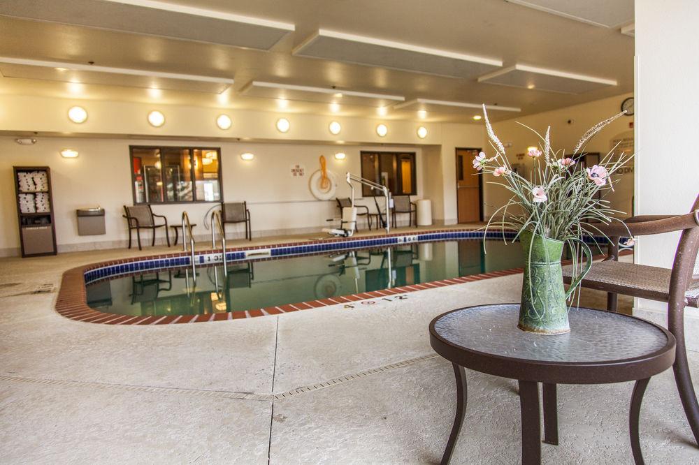 Holiday Inn Express & Suites Yankton By Ihg Экстерьер фото