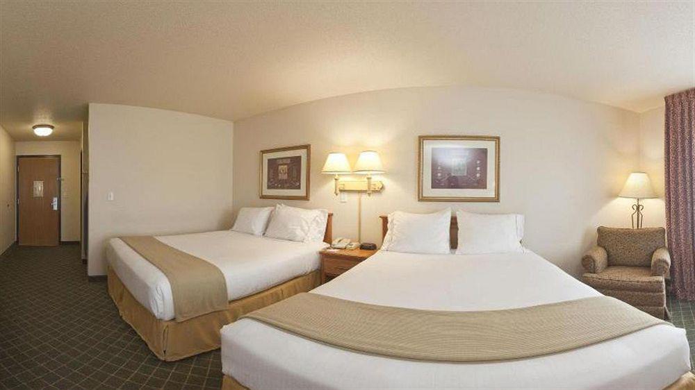 Holiday Inn Express & Suites Yankton By Ihg Экстерьер фото