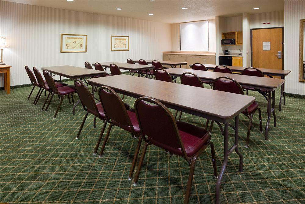 Holiday Inn Express & Suites Yankton By Ihg Удобства фото