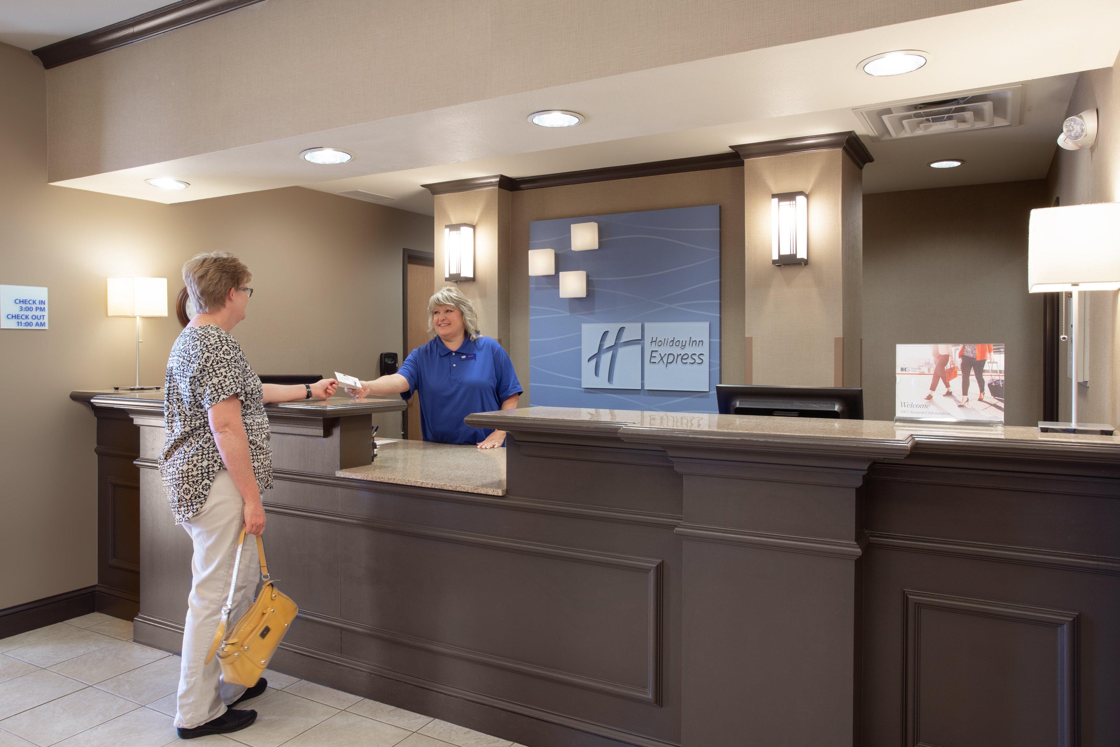 Holiday Inn Express & Suites Yankton By Ihg Экстерьер фото