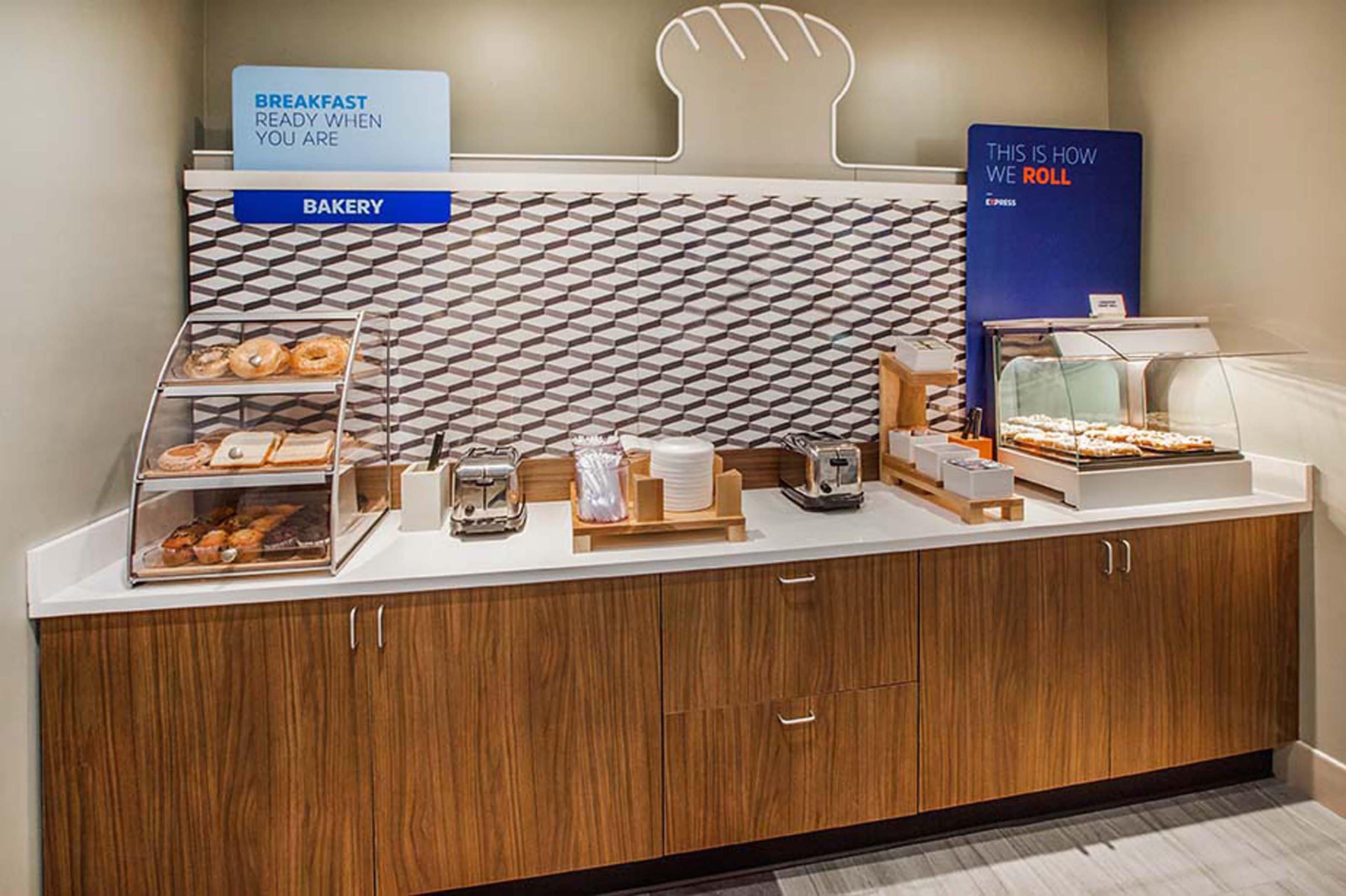 Holiday Inn Express & Suites Yankton By Ihg Экстерьер фото