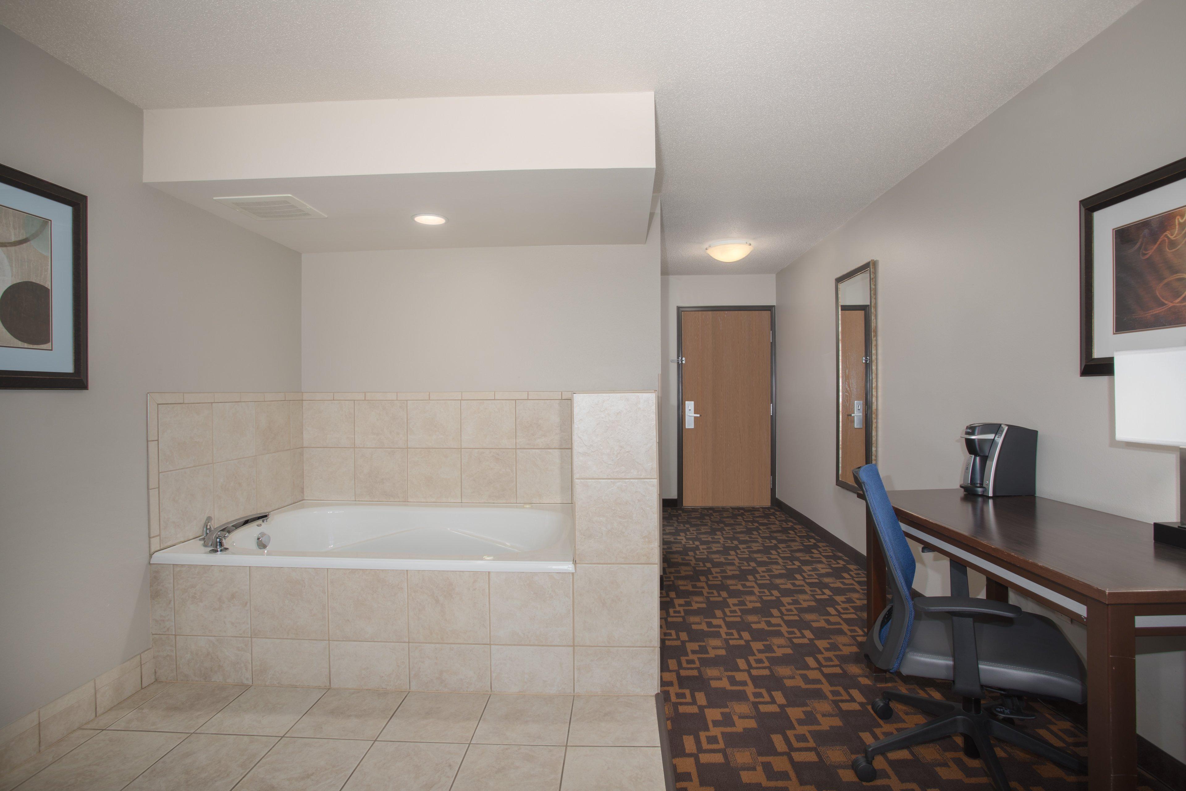 Holiday Inn Express & Suites Yankton By Ihg Экстерьер фото