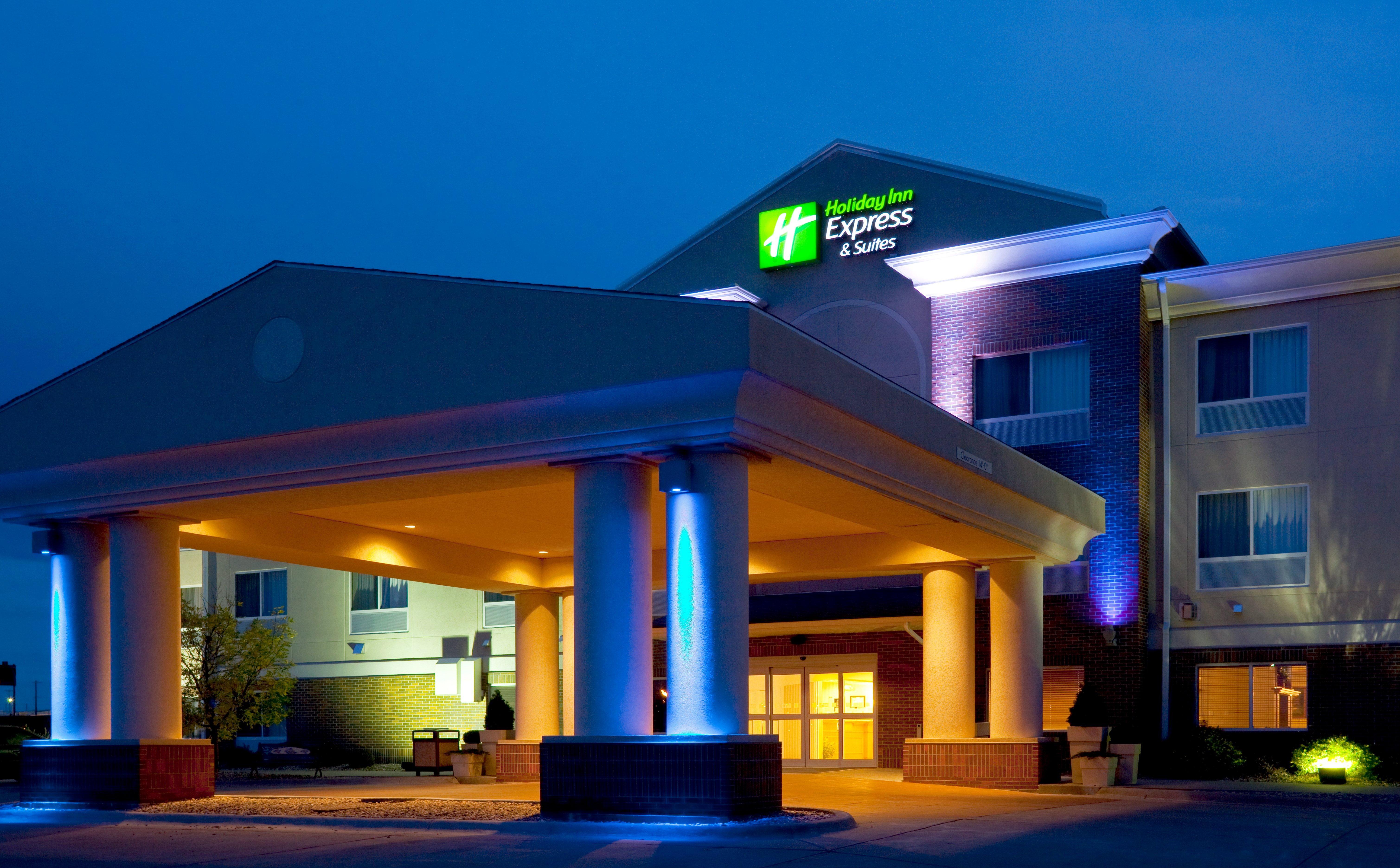 Holiday Inn Express & Suites Yankton By Ihg Экстерьер фото