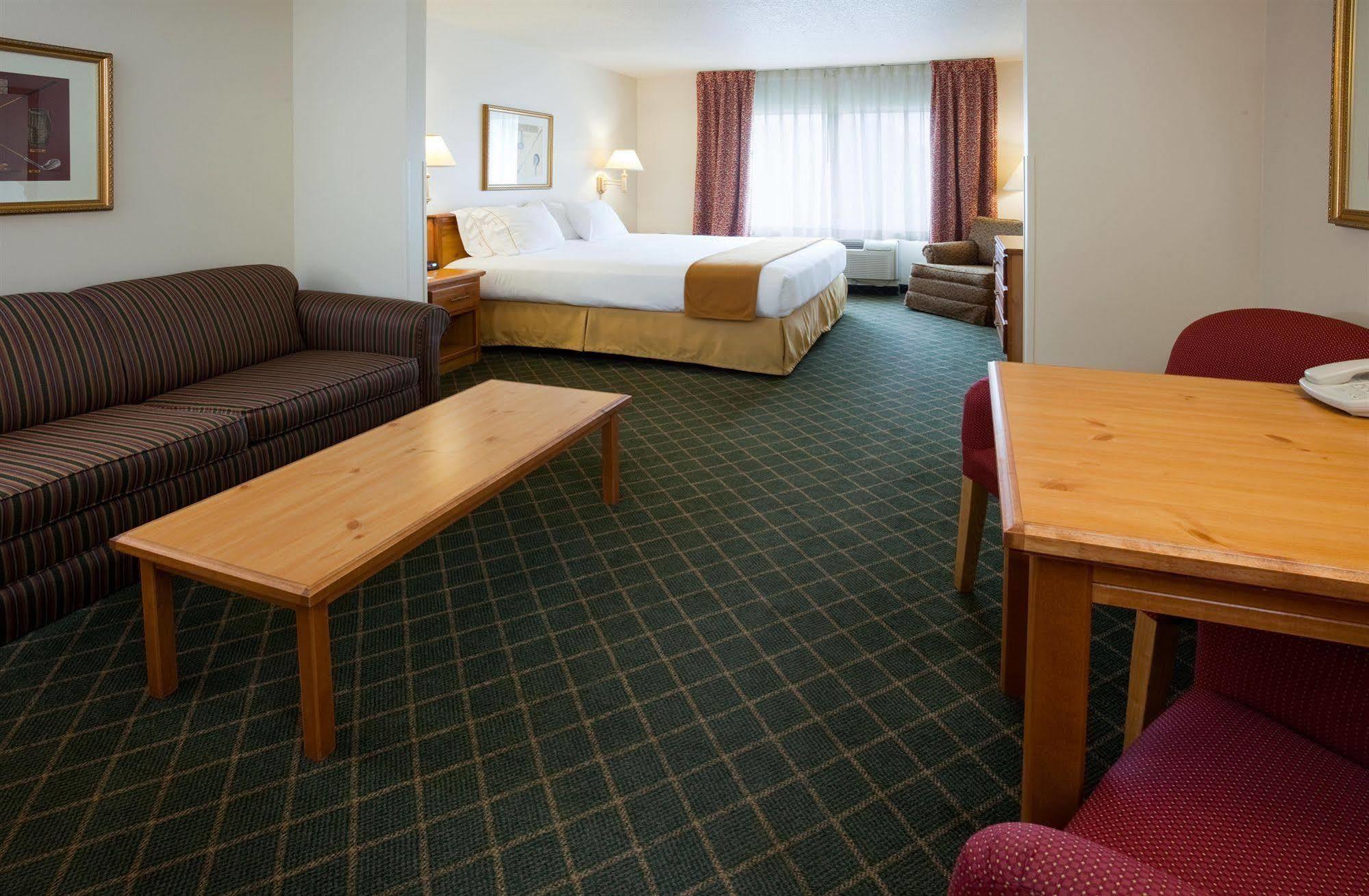 Holiday Inn Express & Suites Yankton By Ihg Экстерьер фото
